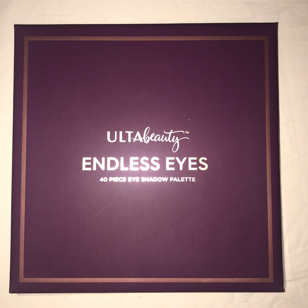 Eyeshadow palette